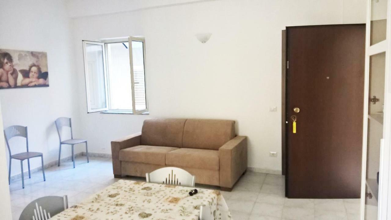 Climatizzato In Centro A 100M Dal Mare Cirò Marina Exterior foto