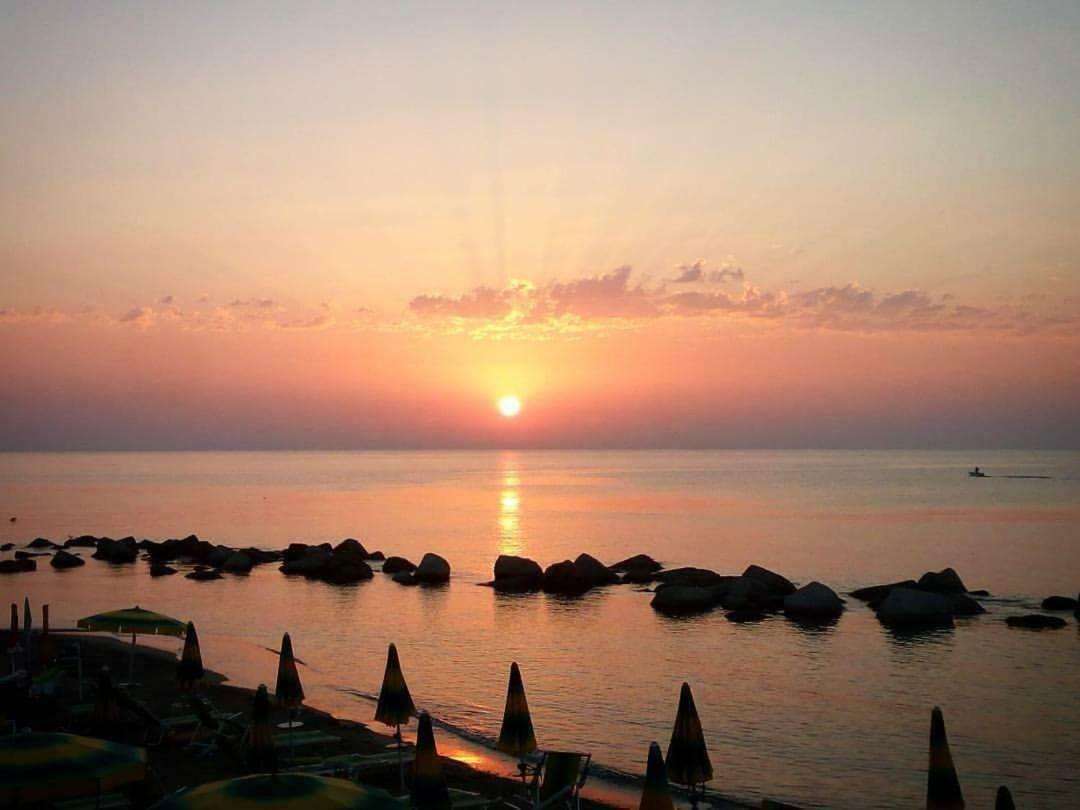 Climatizzato In Centro A 100M Dal Mare Cirò Marina Exterior foto