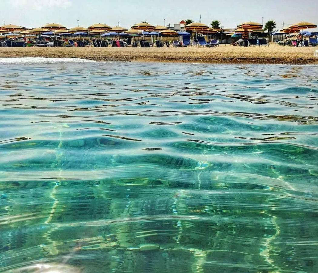 Climatizzato In Centro A 100M Dal Mare Cirò Marina Exterior foto